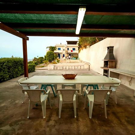 Magico Appartamenti Scafa - Marina Capo dʼOrlando Екстериор снимка