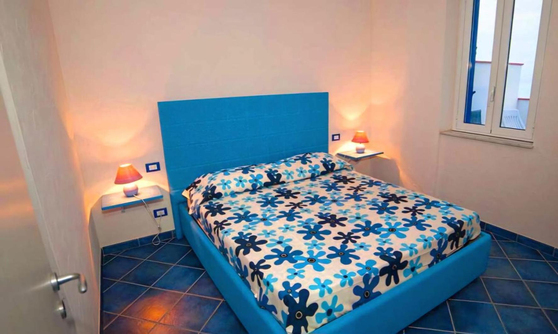 Magico Appartamenti Scafa - Marina Capo dʼOrlando Екстериор снимка